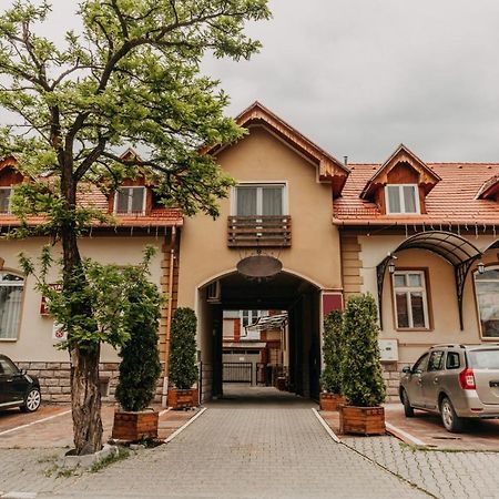Páva City Odorheiu Secuiesc Exterior foto